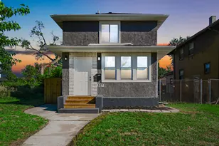 327 Buchanan St, Gary, IN 46402 - Photo 2