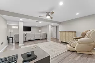 5966 Beacon Ln, Portage, IN 46368 - Photo 22