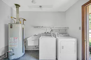 851 150th St, Hammond, IN 46327 - Photo 4