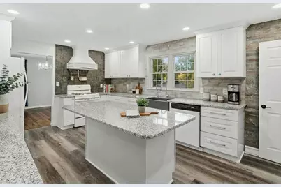 10710 Porter Street, Crown Point, IN 46307 - Photo 2