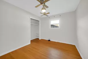 401 N Joliet St, Hobart, IN 46342 - Photo 14