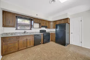 401 N Joliet St, Hobart, IN 46342 - Photo 8