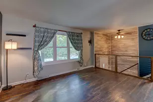 1226 Dogwood Dr, Chesterton, IN 46304 - Photo 10