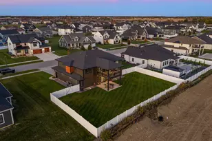 9343 Iris Dr, Saint John, IN 46373 - Photo 68