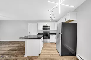 2080 E Rand St, Hobart, IN 46342 - Photo 4