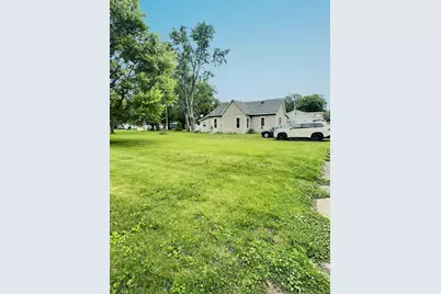 310 W State Street, Morocco, IN 47963 - Photo 2