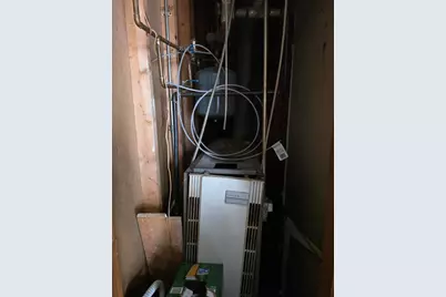 4853 McCook Avenue, East Chicago, IN 46312 - Photo 14