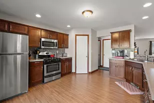 1156 Donegal Ln, Crown Point, IN 46307 - Photo 10