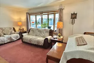 225 N Dwiggins St, Griffith, IN 46319 - Photo 8