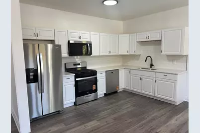 1825 W 7th Avenue, Gary, IN 46404 - Photo 8