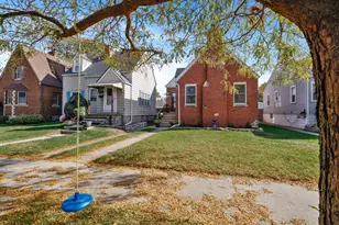 1709 Parkview Ave, Whiting, IN 46394 - Photo 2