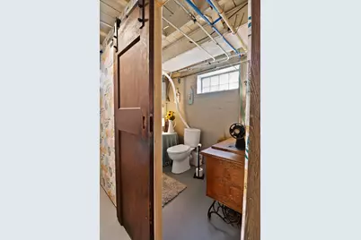 1709 Parkview Avenue, Whiting, IN 46394 - Photo 32