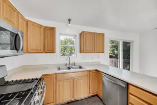 3716 Walsh St, Portage, IN 46368 - Photo 6