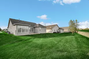 10325 Birchbrook Dr, Dyer, IN 46311 - Photo 22