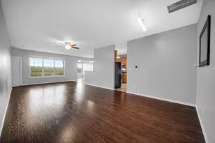 10325 Birchbrook Dr, Dyer, IN 46311 - Photo 2