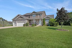 877 Farmview Dr, Valparaiso, IN 46383 - Photo 4