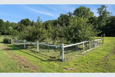 877 Farmview Drive, Valparaiso, IN 46383 - Photo 36