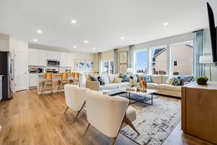 4204 Iron Gate Dr, Valparaiso, IN 46385 - Photo 4