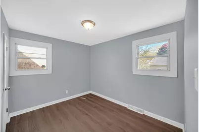 7609 Jarnecke Avenue, Hammond, IN 46324 - Photo 8