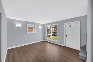 7609 Jarnecke Ave, Hammond, IN 46324 - Photo 6