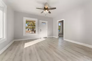 813 Carnation St SE, Demotte, IN 46310 - Photo 8