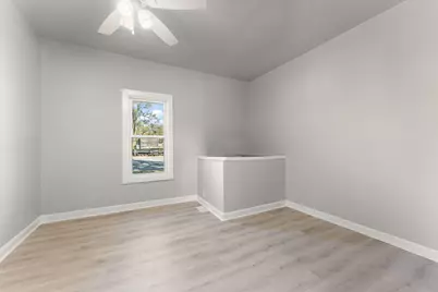 813 Carnation Street SE, Demotte, IN 46310 - Photo 16