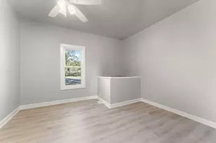 813 Carnation St SE, Demotte, IN 46310 - Photo 16