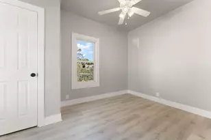 813 Carnation St SE, Demotte, IN 46310 - Photo 14