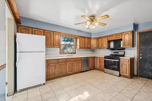 5191 Marquette Rd, Portage, IN 46368 - Photo 8