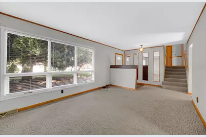 25 E Hoehn Street, Wheatfield, IN 46392 - Photo 4