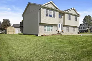 6620 Timberwood Ave, Portage, IN 46368 - Photo 4