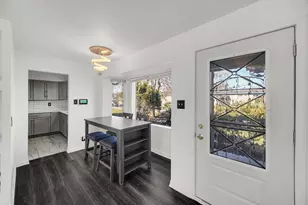 1711 W 57th Ave, Merrillville, IN 46410 - Photo 4