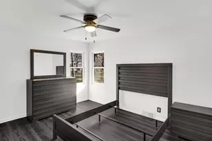 1711 W 57th Ave, Merrillville, IN 46410 - Photo 8