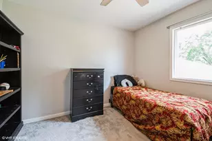 7405 Pierce Pl, Merrillville, IN 46410 - Photo 16