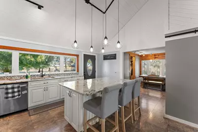 355 E 300 S, Valparaiso, IN 46383 - Photo 12