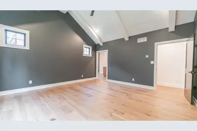 161 N Winterberry Drive, Valparaiso, IN 46385 - Photo 32