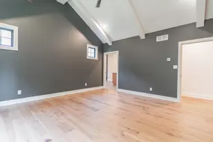 161 N Winterberry Dr, Valparaiso, IN 46385 - Photo 32