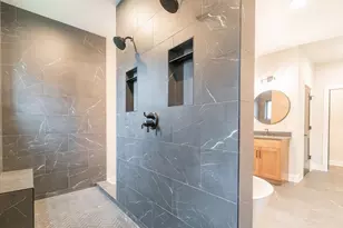 161 N Winterberry Dr, Valparaiso, IN 46385 - Photo 38