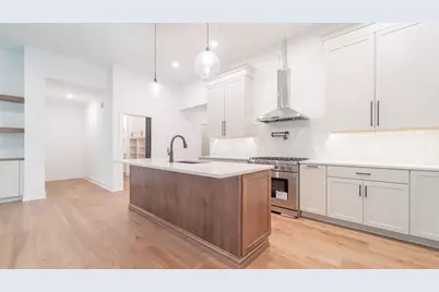 161 N Winterberry Drive, Valparaiso, IN 46385 - Photo 6