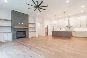 161 N Winterberry Dr, Valparaiso, IN 46385 - Photo 12