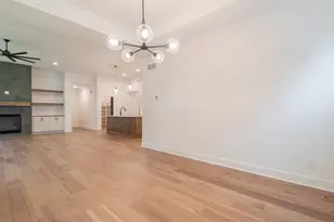 161 N Winterberry Dr, Valparaiso, IN 46385 - Photo 14