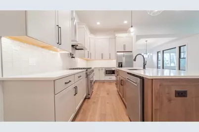 161 N Winterberry Drive, Valparaiso, IN 46385 - Photo 18