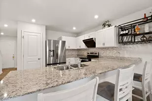 1008 Preserve Ln, Chesterton, IN 46304 - Photo 6