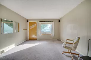 6628 Alexander Ave, Hammond, IN 46323 - Photo 2