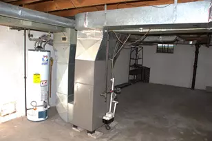 1208 Campbell St, Valparaiso, IN 46385 - Photo 16