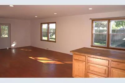 1208 Campbell Street, Valparaiso, IN 46385 - Photo 6