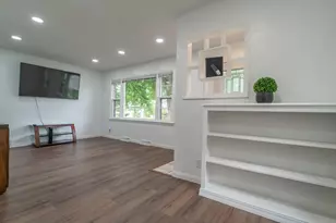 523 Grace St, Michigan City, IN 46360 - Photo 6