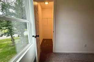 717 Lake St, Hobart, IN 46342 - Photo 18