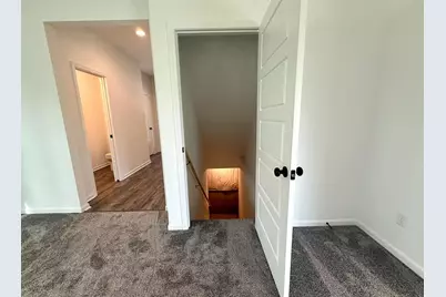 717 Lake Street, Hobart, IN 46342 - Photo 10