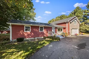 530 S 300 E, Kouts, IN 46347 - Photo 2